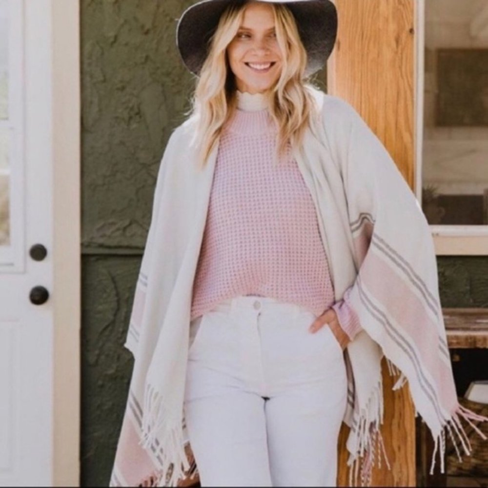 Siizu Causebox Light Grey Cream Pink Stripe Poncho Scarf Shawl Wrap OS